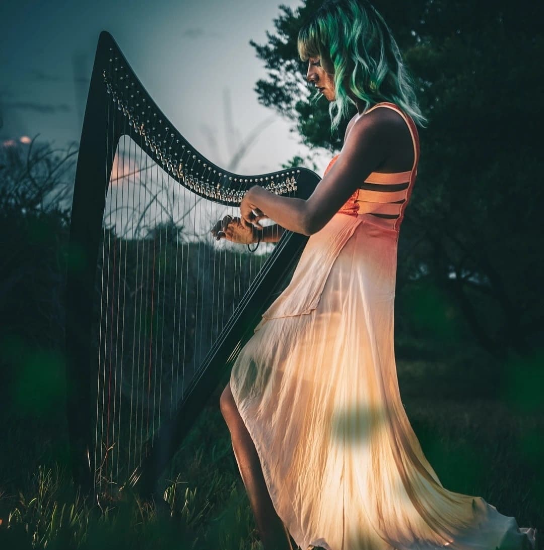 Yasmine Russell
