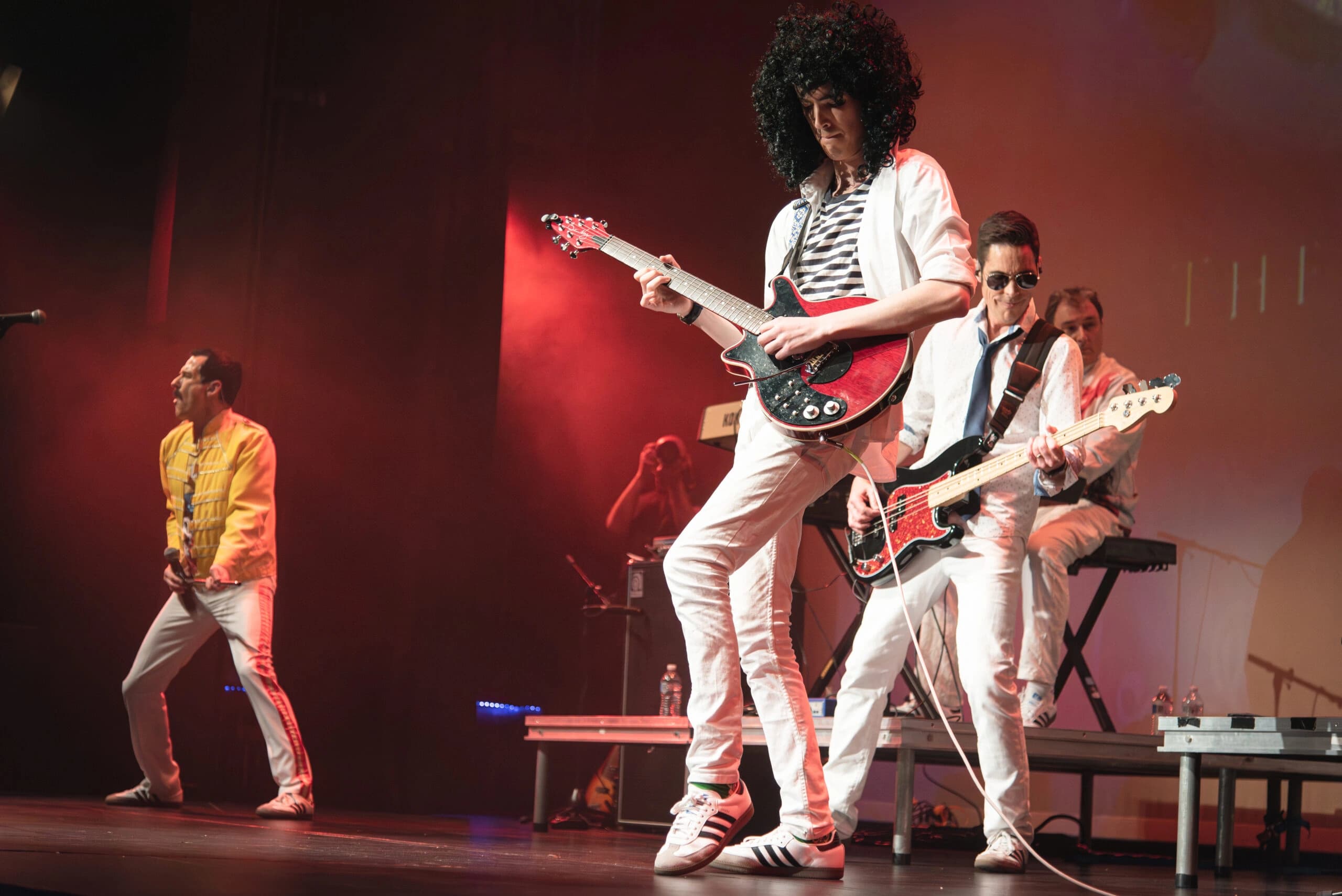 QUEEN ROCKS - The Definitive Tribute