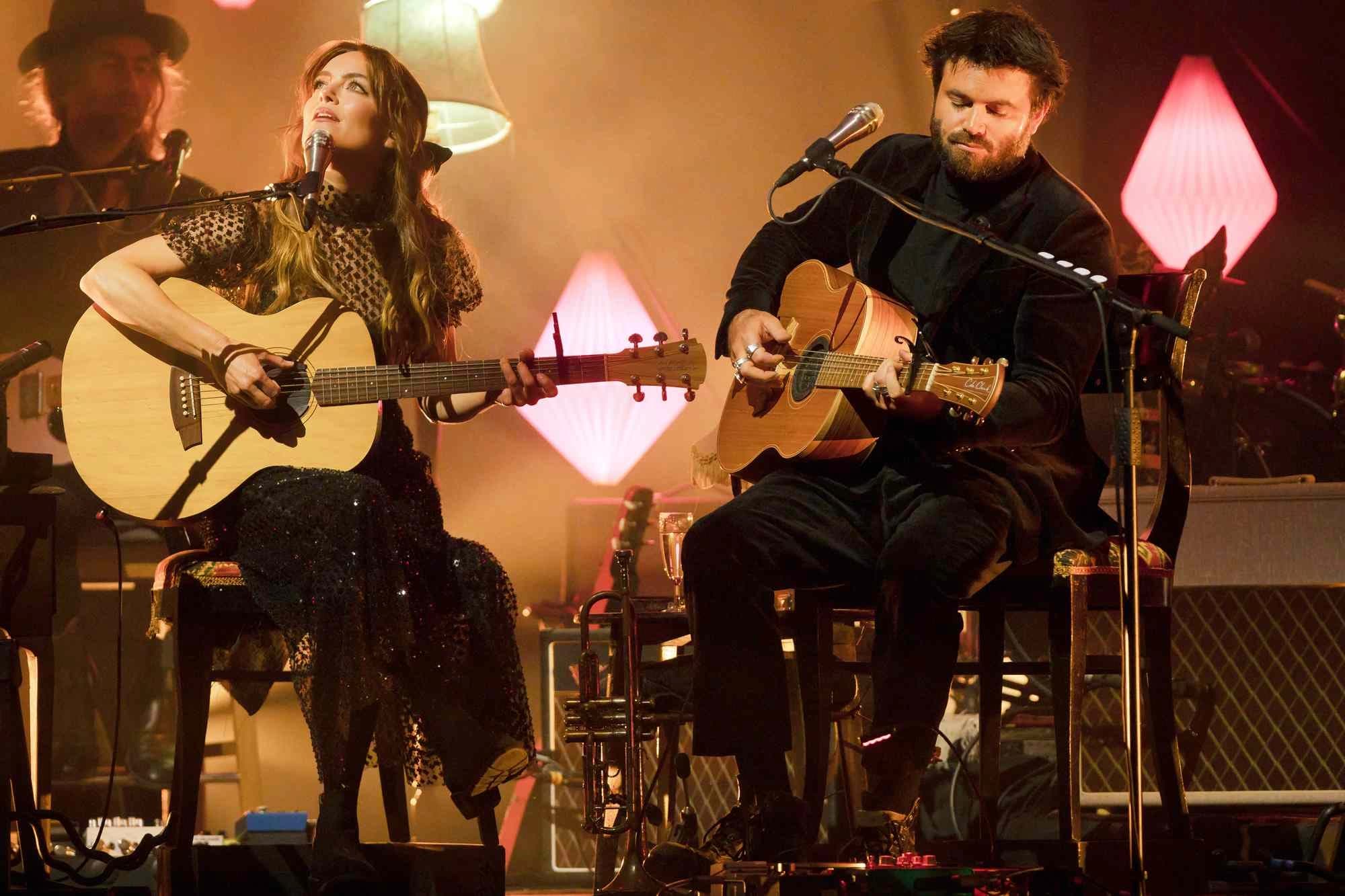 Angus & Julia Stone