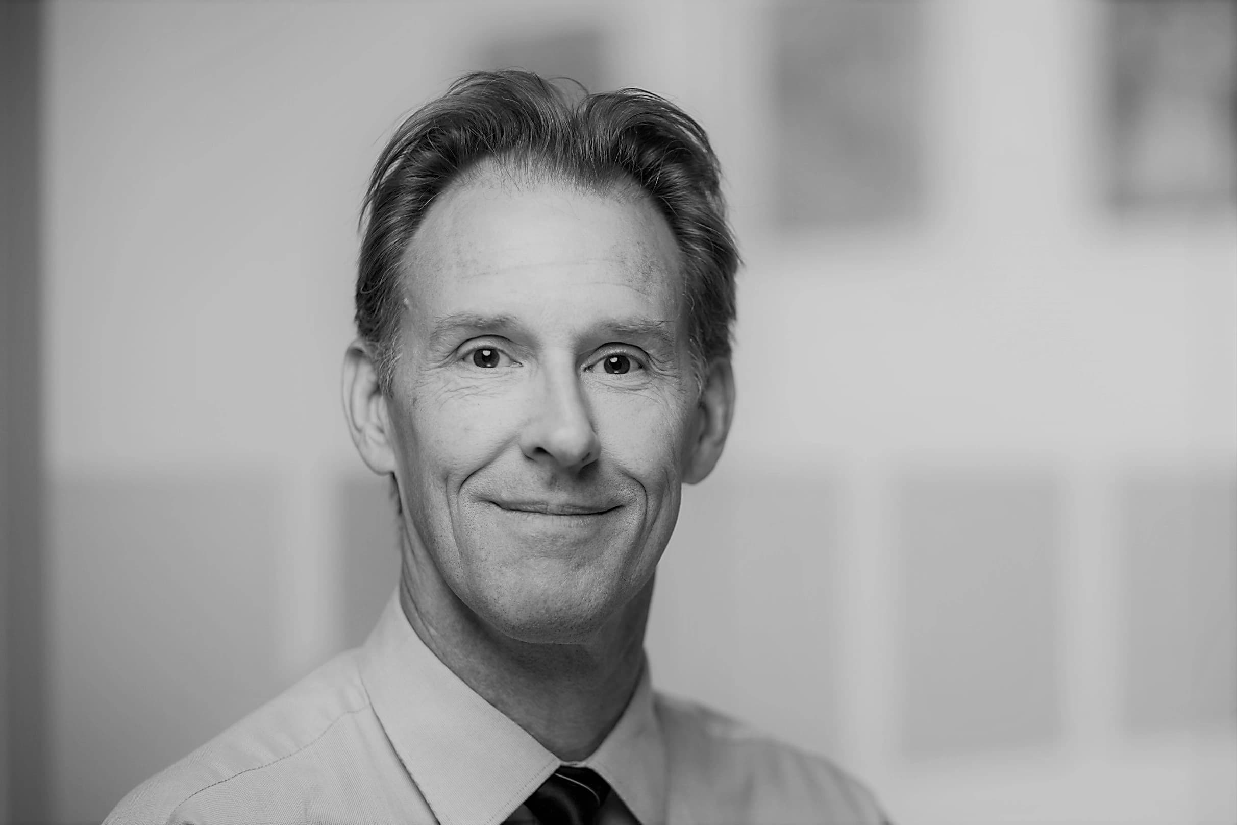 Dr David Cropley